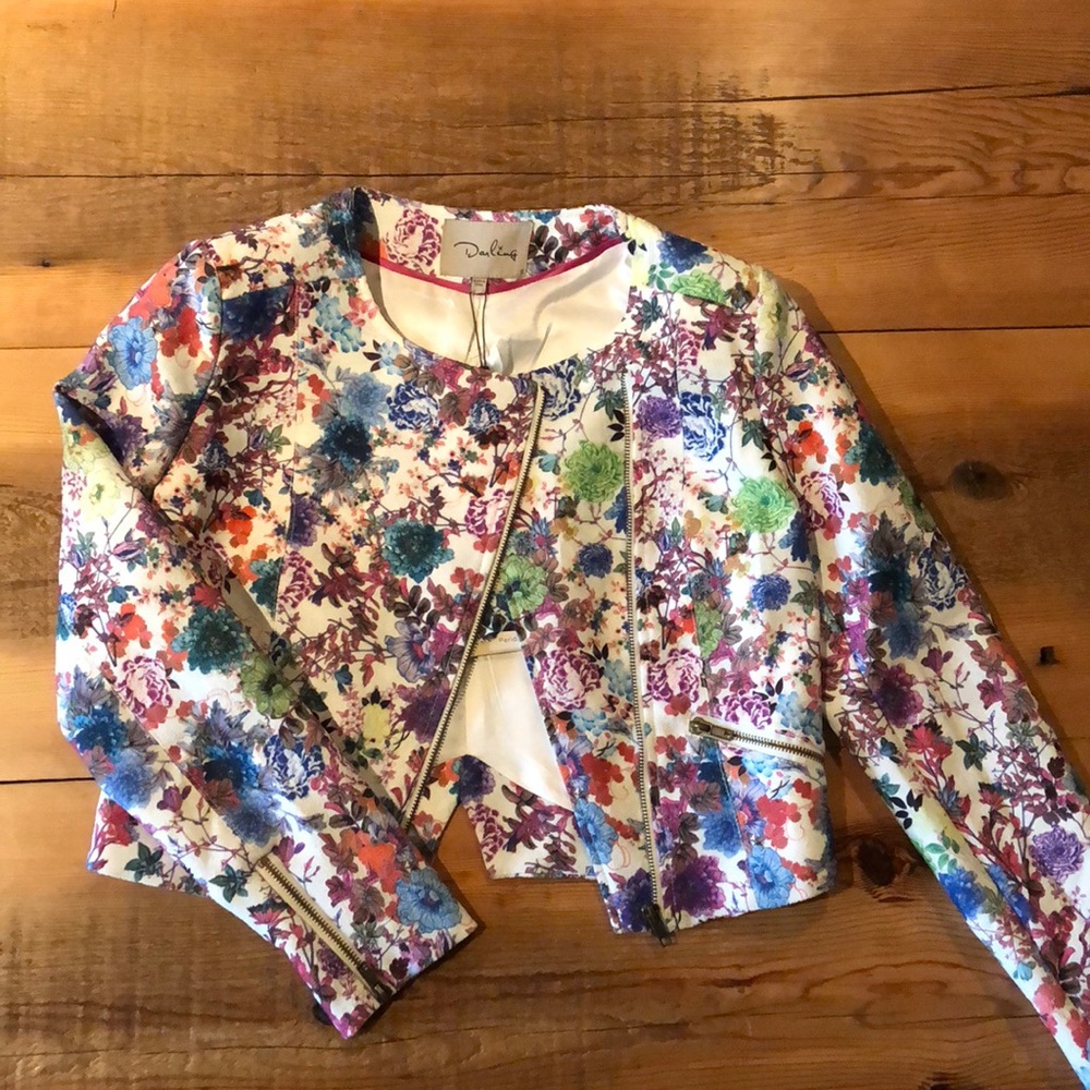Fun multicolored floral blazer new with tags